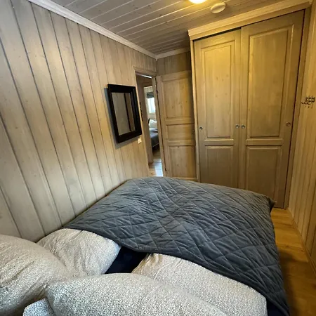 Geilotunet - Perfekt Beliggenhet, Sentralt, Langs Elven, 6 Personer Apartment *