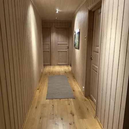 Apartment Geilotunet - Perfekt Beliggenhet, Sentralt, Langs Elven, 6 Personer Geilo