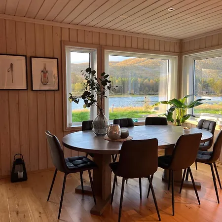 Geilotunet - Perfekt Beliggenhet, Sentralt, Langs Elven, 6 Personer * Geilo
