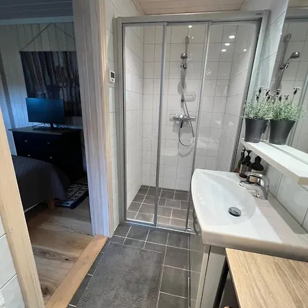 Geilotunet - Perfekt Beliggenhet, Sentralt, Langs Elven, 6 Personer Apartment *