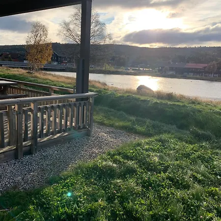 Geilotunet - Perfekt Beliggenhet, Sentralt, Langs Elven, 6 Personer Appartement *